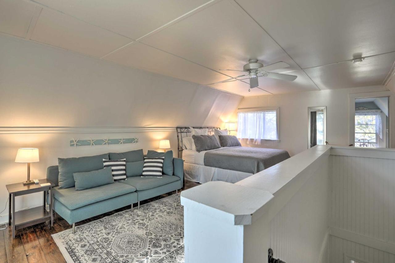 Coastal, Walkable Home In Historic Southport! Экстерьер фото