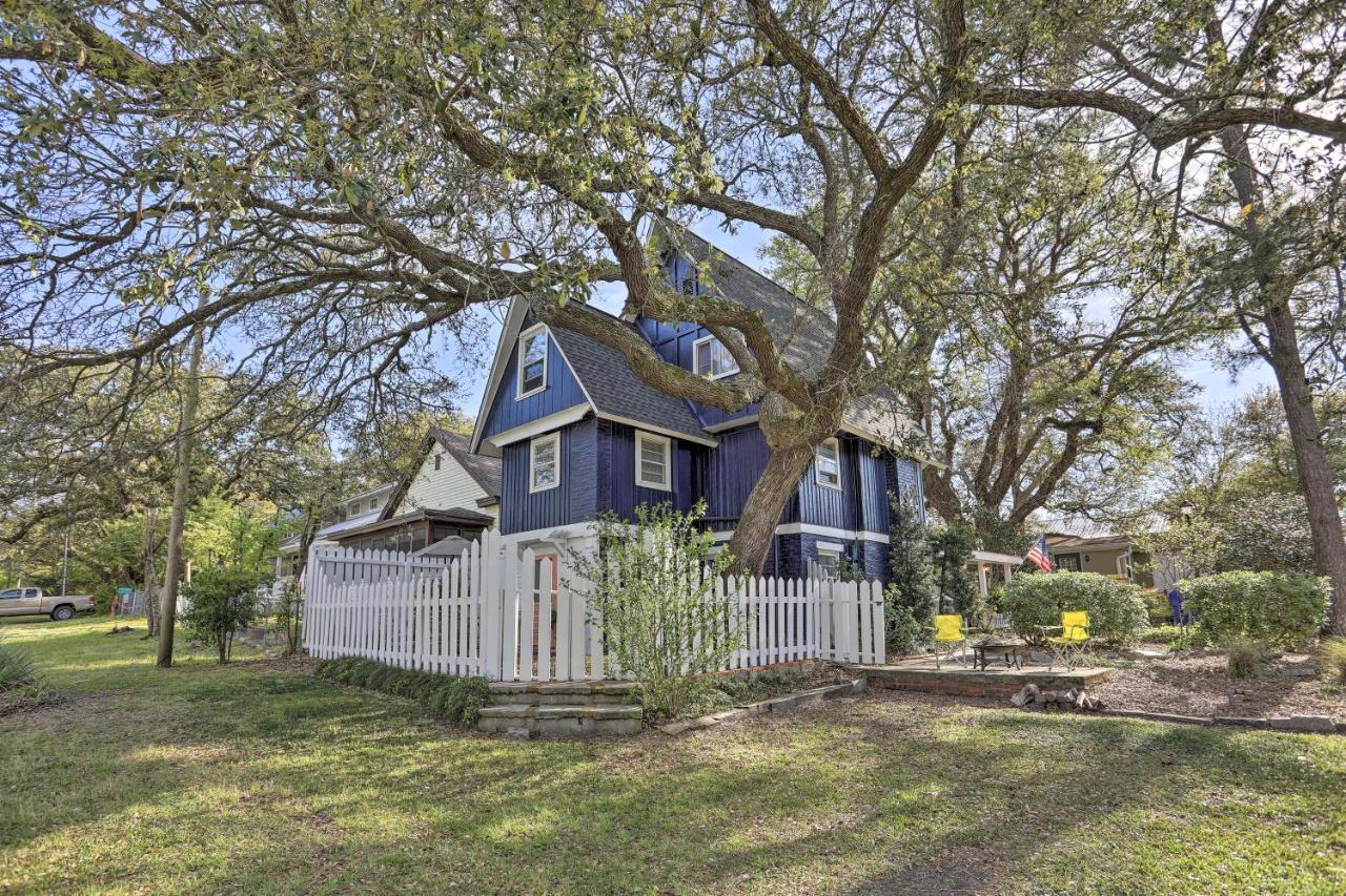 Coastal, Walkable Home In Historic Southport! Экстерьер фото